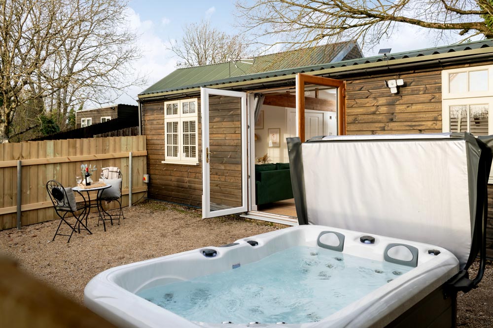 Stargaze, a luxury chalet with a hot tub, sleeps two | Downwood Holidays, Dorset