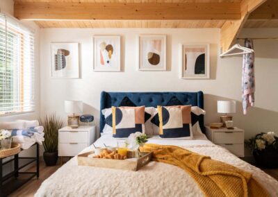 Luxury holiday chalet with hot tub in Dorset. Sleeps 2 guests | Downwood Holidays